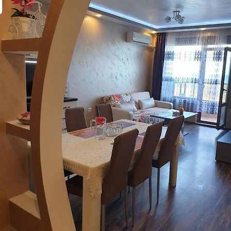 Sunshine Apartment Pomorie Exterior foto