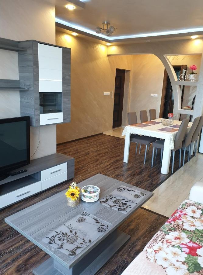Sunshine Apartment Pomorie Exterior foto