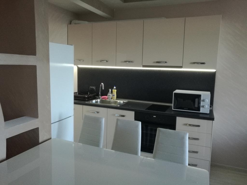 Sunshine Apartment Pomorie Exterior foto